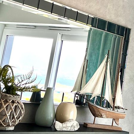 Stunning Sea Views, Luxury Apartment Beaches & Restaurants Are A Short Walk Away นิวคีย์ ภายนอก รูปภาพ